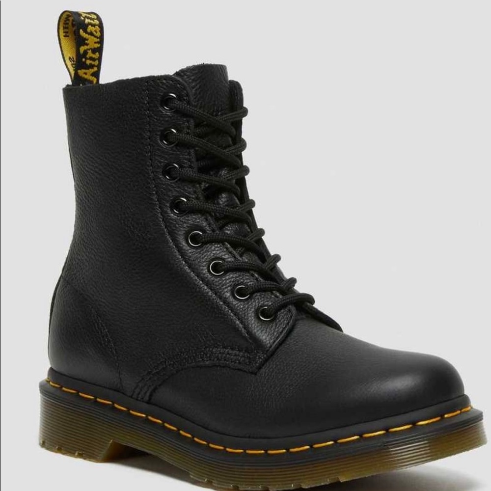 COPY - Doc Martens Pascal Leather Boots size 7